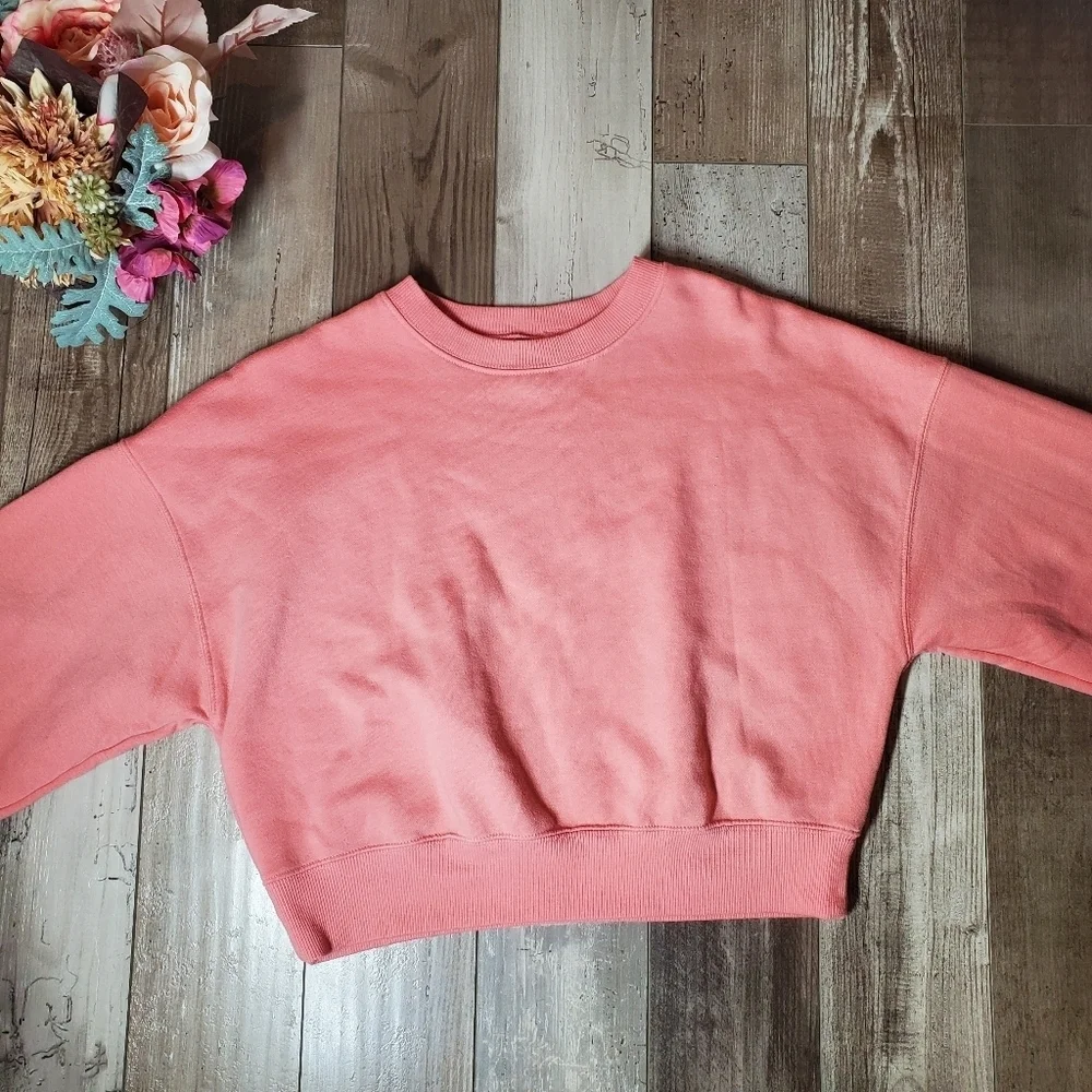 Wild Fable Coral Pink Cropped Drop Shoulder Fleece Pullover Sweatshirt NWOT - Picture 11 of 16